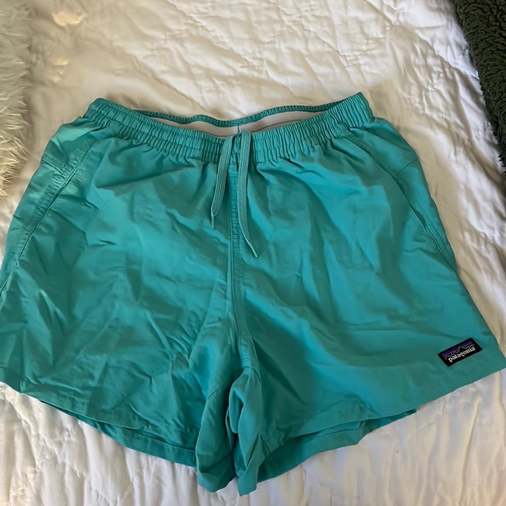 Turquoise Patagonia baggies 5”
